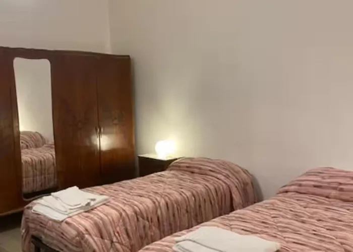 Semesterbostad Il Focolare Dei Sibillini